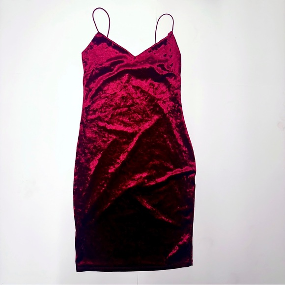 Red maroon velvet mini dress fashion nova spaghetti strap club wear Size Medium - Picture 1 of 7